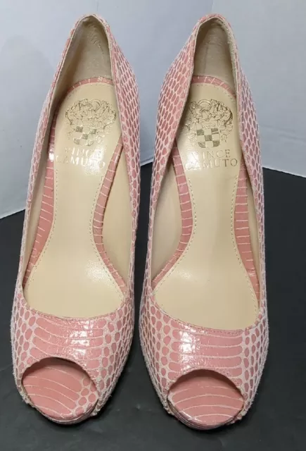 VINCE CAMUTO Women's Lorimina Pink Snake Pattern SZ 5M 4.5" Heel (PRE-OWNED)