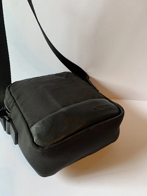 Tumi Men Black Alpha Crossbody Leather Trim Organizer Bag Purse Travel Zip Top 6
