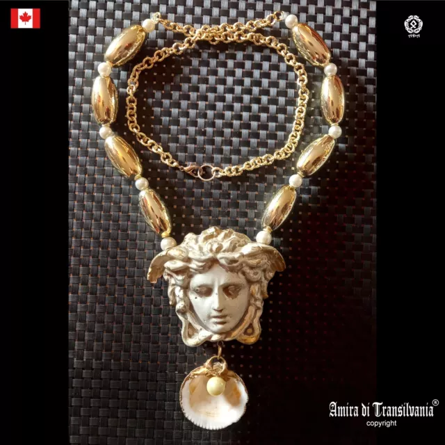luxury necklace primitive jewel minimalist design pendant original medusa shell