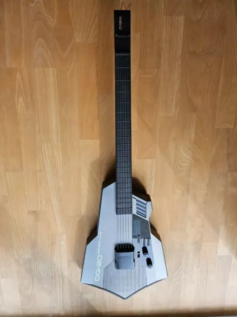 Casio DG-20 Digital Guitar - Midi-Gitarre