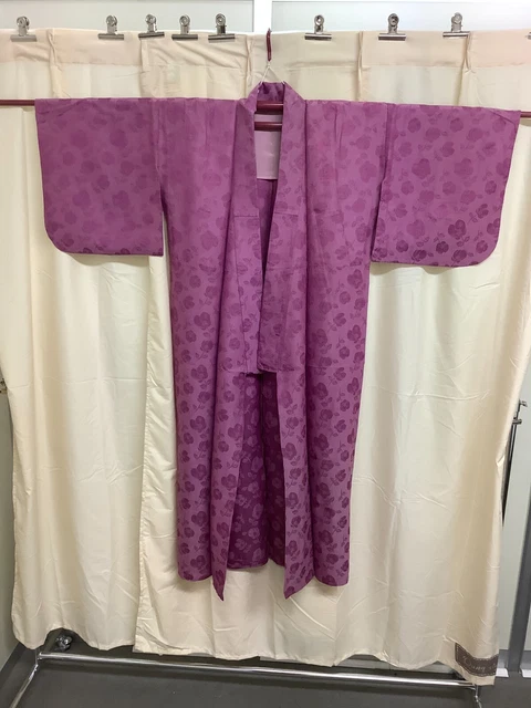Japanese Vintage Kimono pure silk pink flower Traditional length 52.75 inch used