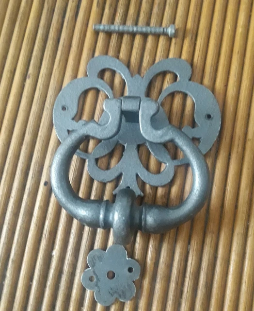 Ancien Anneau En Fer Forgé, Ferrure D'époque