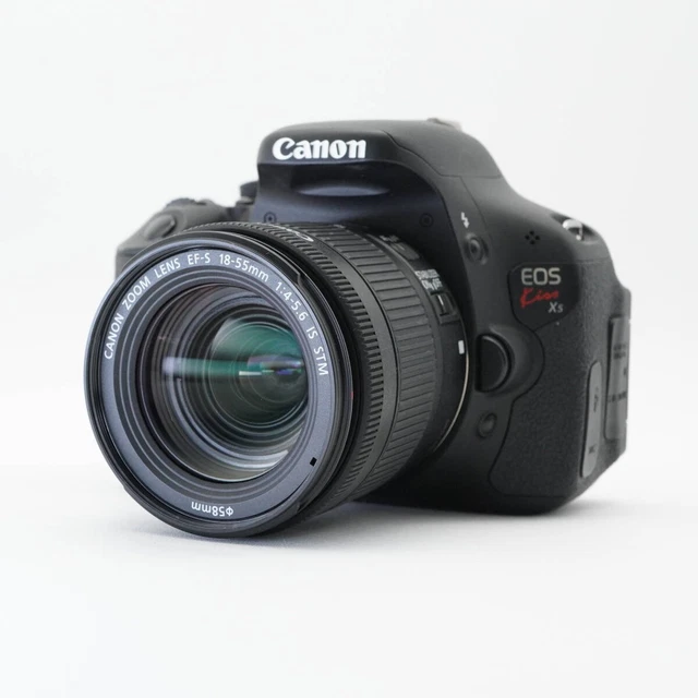 Canon EOS KISS X5 EF-S18-55 IS 2 Canon EOS KISS X5 EF-S18-55 IS 2