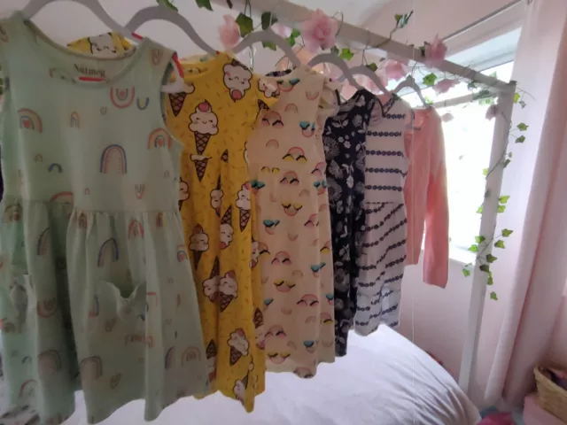 Girls Spring Clothes Bundle. Dresses & Cardigan. Age 7-8 Good, Clean Condition.