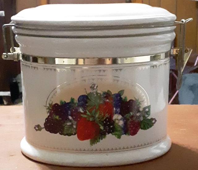 VINTAGE KNOTTS BERRY Farm Ceramic Canister Jar With Rubber Seal Lid 11
