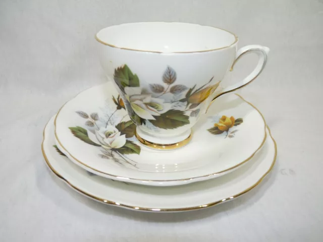 Vintage DELPHINE English FINE BONE CHINA TRIO Cup, Saucer & Plate c1930-1941 VGC