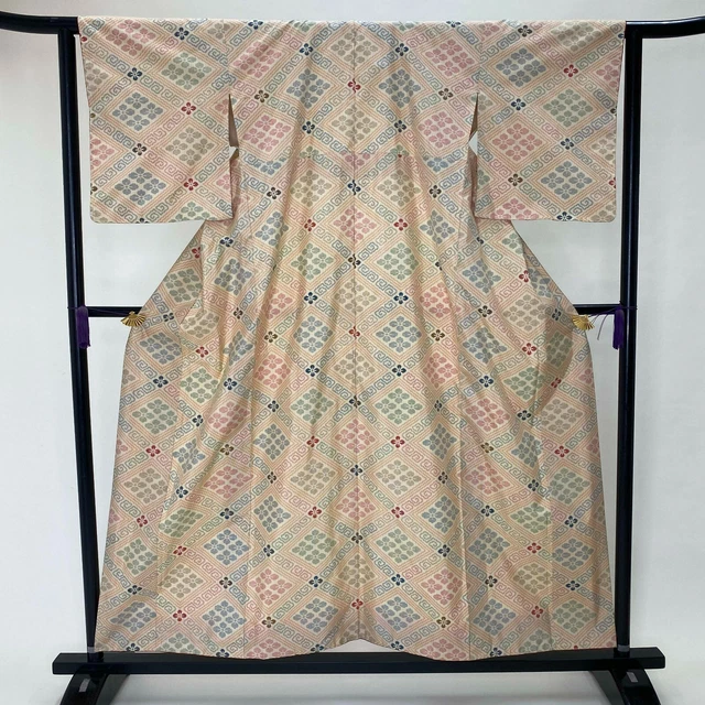 Oshima Tsumugi Japanese Kimono Japanese beige Silk Fashionable G-83