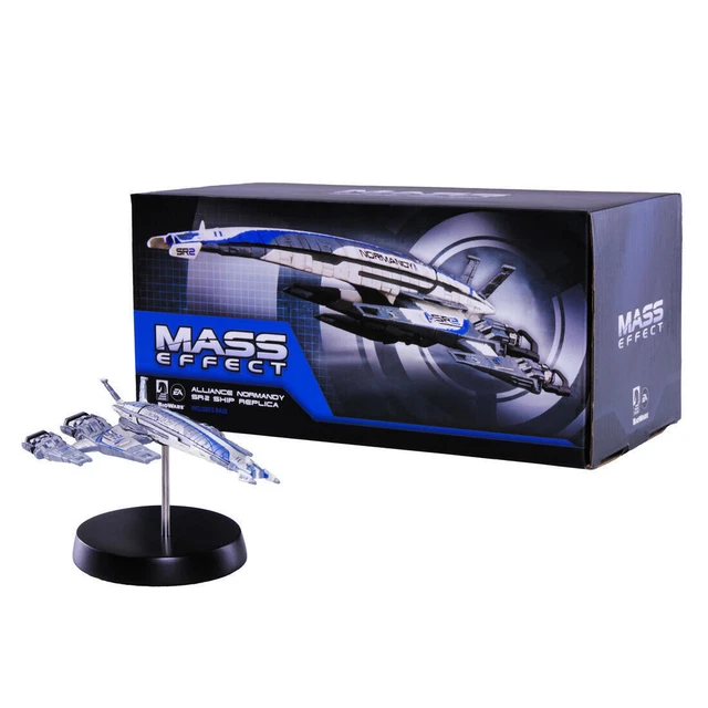 Dark horse 8' diecast Normandy Mass Effect.