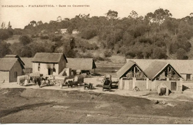 Carte Postale / Madagascar / Fianarantsoa Garre De Charettes