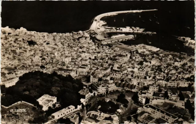 CPA AK TANGER Le Port et la Ville MAROC (796869)