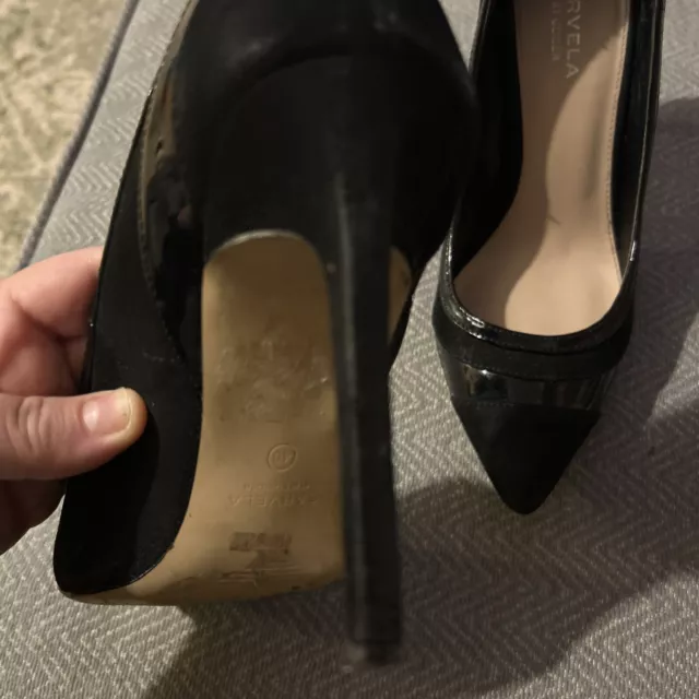CARVELA KURT GEIGER Krest Mid Heel Court Shoes size 7 black heels Suede ...