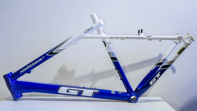 Gt aggressor online 3 mountain bike