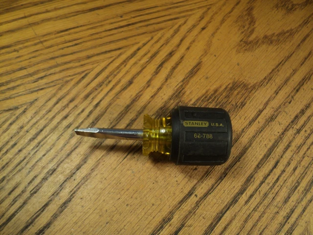 Vintage Stanley Stubby Flat Blade Screw Driver Tool No. 68-788  3-3/8" Long  USA