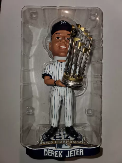 DEREK JETER New York Yankees Bobble Head 27X World Series Champs Trophy Edition*