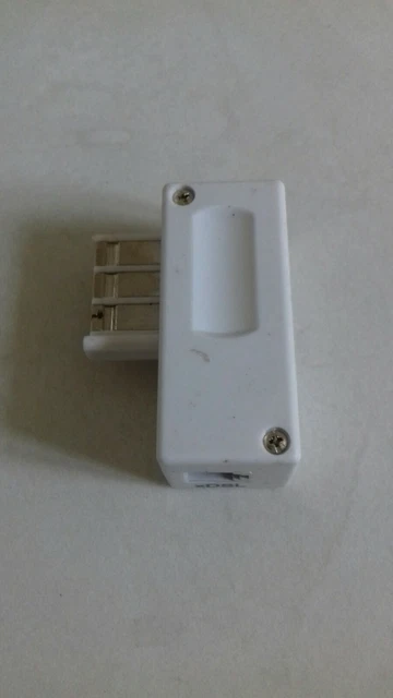 filtre adsl male / femelle . Prise gigogne pour prise en T