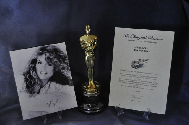 Dyan Canon Signed autographed vintage Certified 10X8 Photo + COA