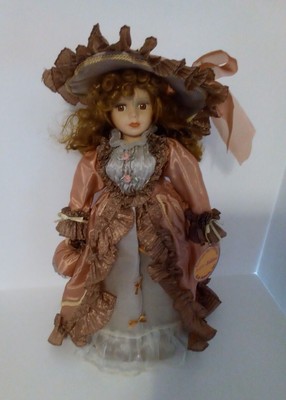 Vintage Emerald Doll Collection 2001 Edition Rose Dress 16"