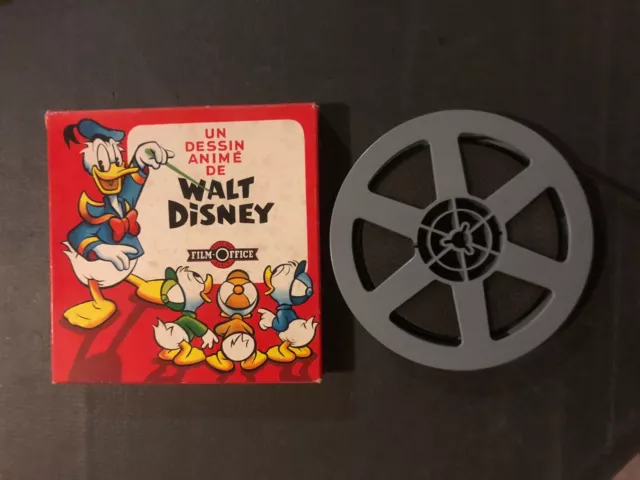 Film  8 mm muet - Walt Disney-  Pluto Au Pays Des Tulipes - N&B