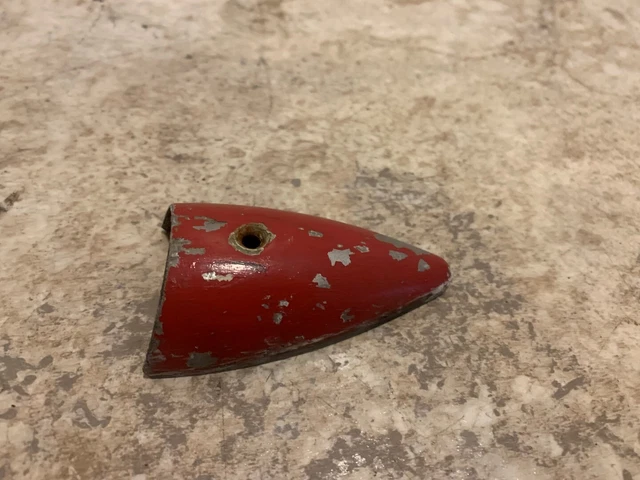 Cessna Piper Cherokee 140 Grimes Wing tip Nav Navigation Light Shield Retainer