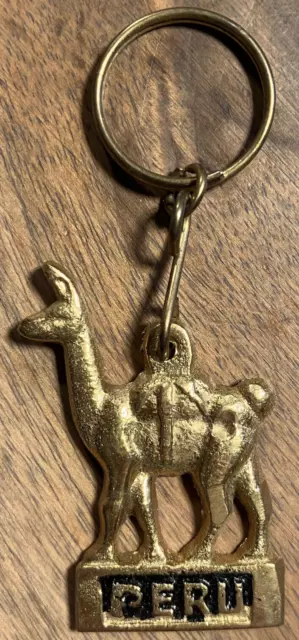 Schlüsselanhänger LAMA aus PERU goldfarben - 4,3 x 2,9 cm