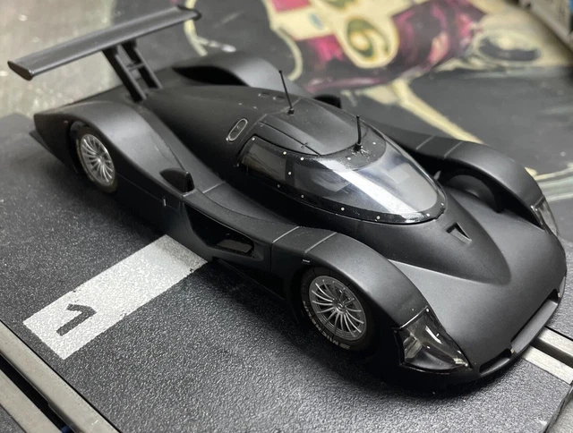 Voiture Slot Scalextric – Audi R8 LMS Noir Mat – Échelle 1/32 – C3663