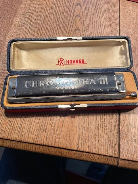 Hohner Chromonika III im originalen Karton