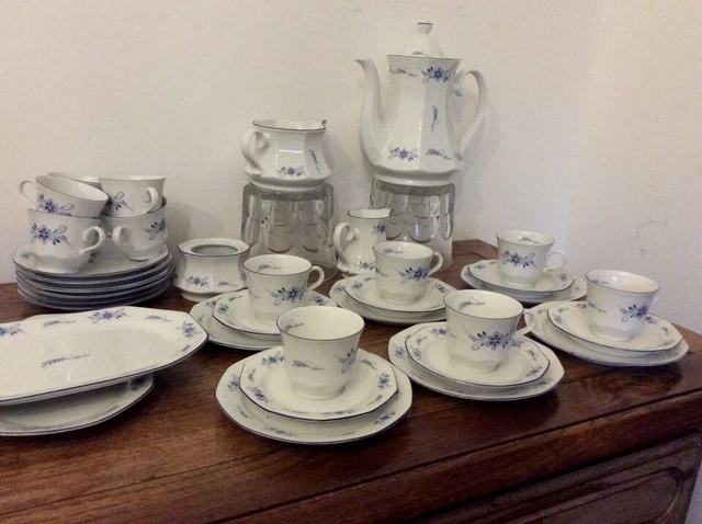 Service à café et a dessert Porcelaine WINTERLING MARKTLEUTHEN BAVARIA ALLEMAGN