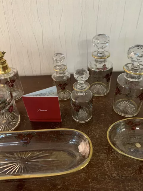 Ensemble toilette décor de roses en cristal de Baccarat (prix du lot) 3