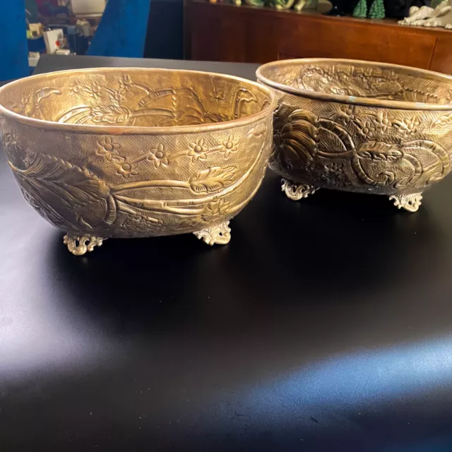 PAIR Hammered Brass Footed Plant Holder Planter Window Oval Cache Pots