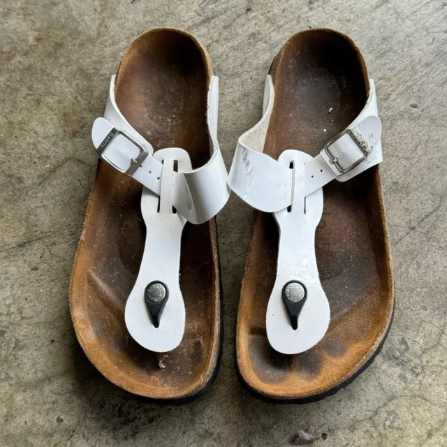 Birkenstock Beryls White Gizeh Sandals, Size 39