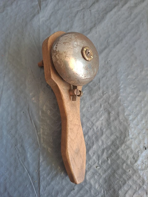 Pièce Détachée Pieces Velo Ancien Vintage Sonnette de vélo Motobecane années 196