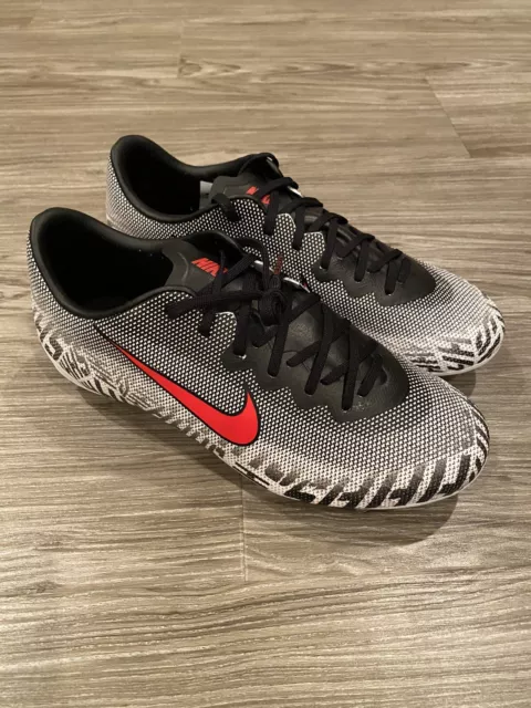 CRAMPONS DE FOOTBALL Nike Mercurial Vapor 12 Elite Neymar Jr. FG neufs taille 5 5Y AV4792 170 EUR 126 70 PicClick FR
