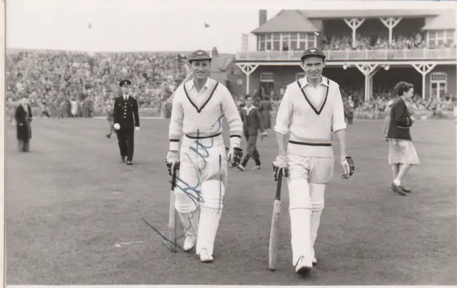 Len Hutton Yorkshire and England Signed Photograph