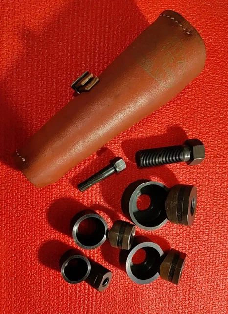 Greenlee No. 735 Conduit Knockout Punch Set, Original Leather Pouch,Complete Kit