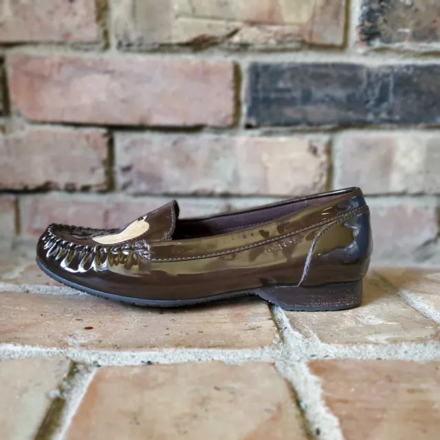 Taos Soulmates Womens Size 6 Slip On Shoes Brown Sou-9593