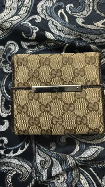 gucci Wallet Bi Fold Men Authentic used