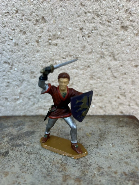Figurine Starlux Moyen âge – épée Et Bouclier – Réf 6104 – Occasion