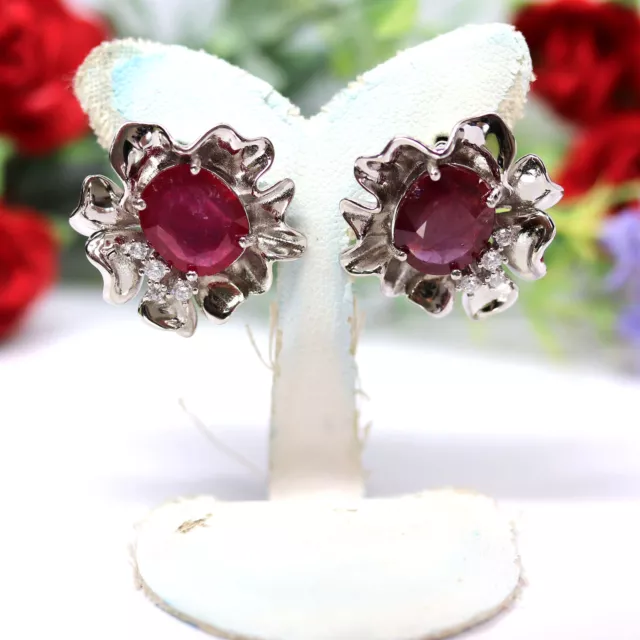 9 X 11 Mm. Oval Schliff Rot Rubin & Weiß Cubic Zirkonia Ohrringe 925 Silber
