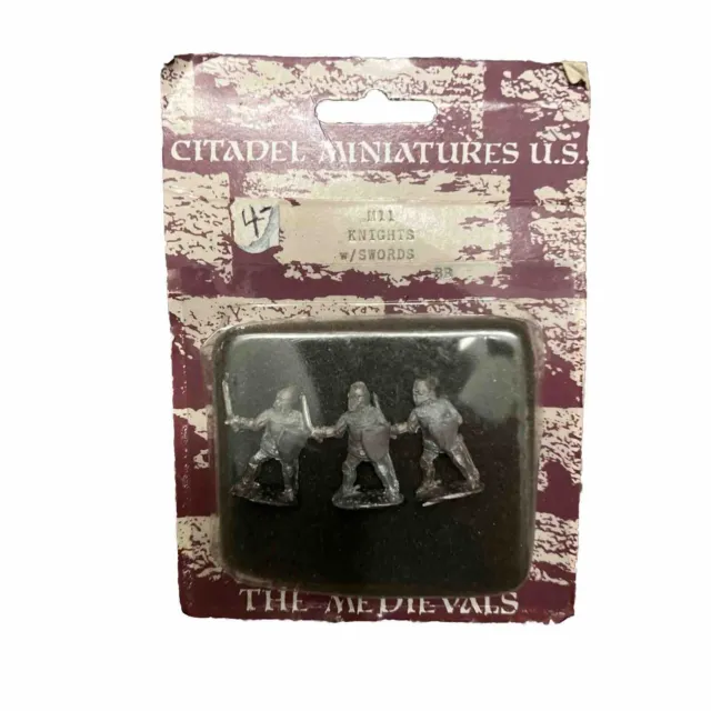 GW Citadel Miniatures The Medievals Knights With Swords M11