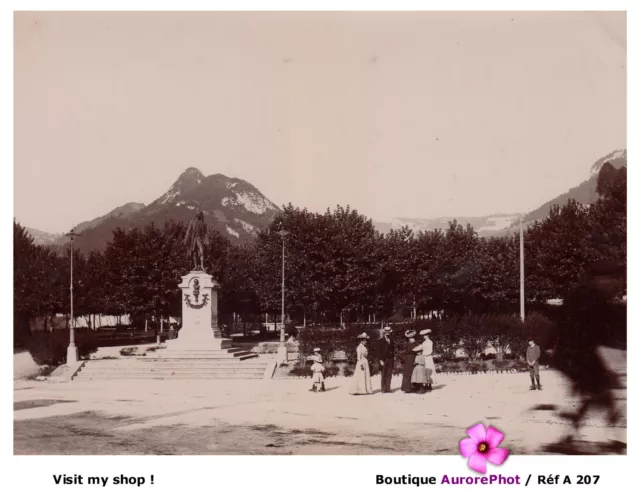 SAINT-CLAUDE, JURA, STATUE  DE VOLTAIRE, PARC TRUCHET, circa 1900 -A207