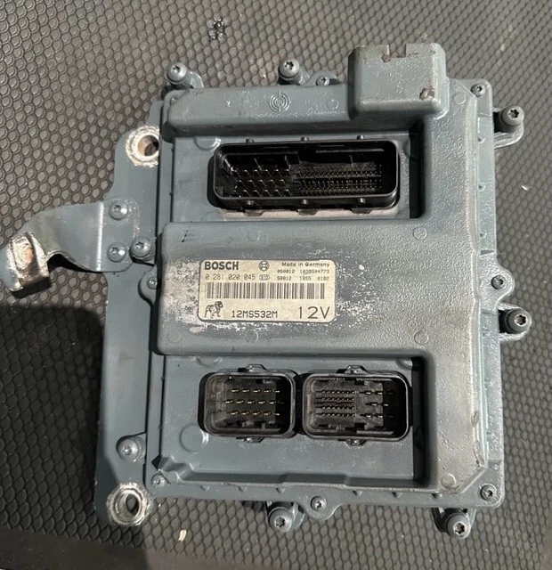 Mack AC Diesel Engine Control Module ECM ECU 12MS532M