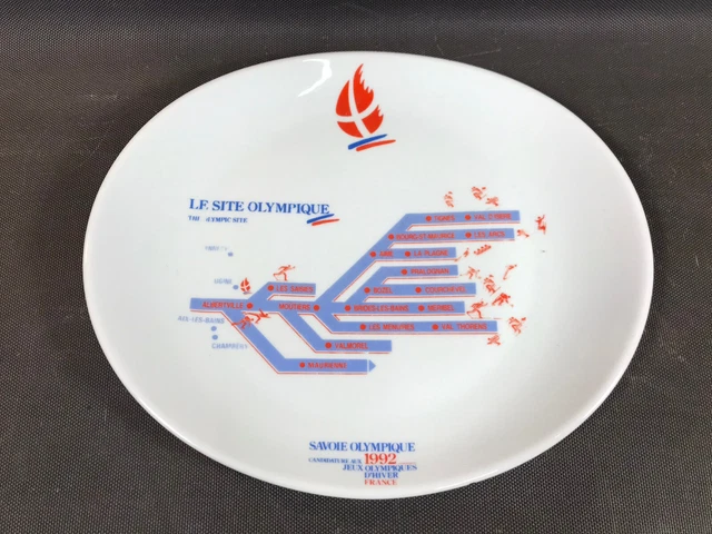 Assiette Ovale Commémorative Jeux Olympiques Albertville 1992 - Pillivuyt - Savoie