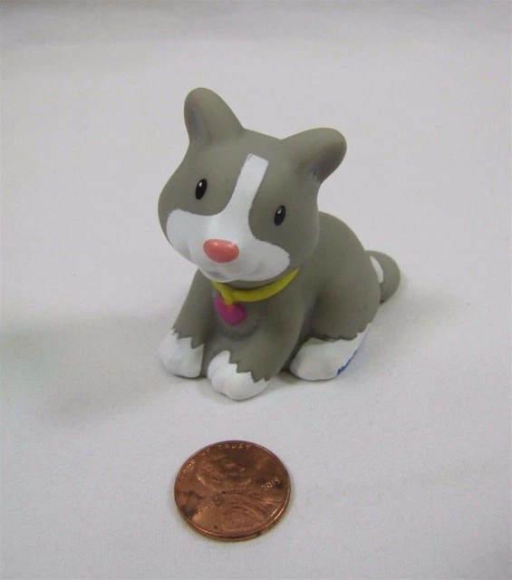 NEW Fisher Price Little People GREY KITTY CAT KITTEN for HOUSE PET Heart Collar