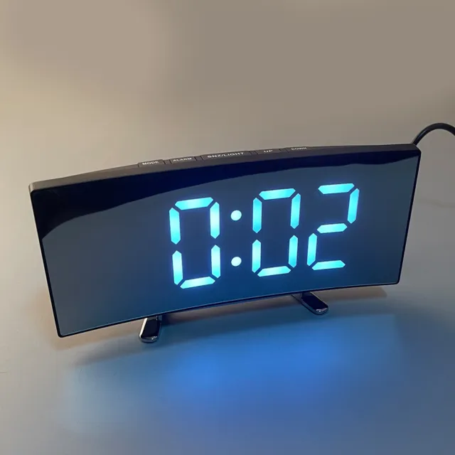 Horloge miroir à écran incurvé numérique Affichage LED Temp Snooze Table Alarme