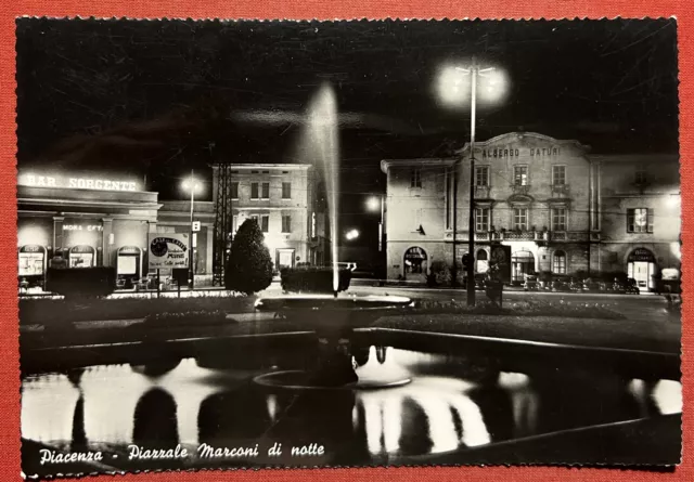 Cartolina - Piacenza - Piazzale Marconi di notte - 1960 ca.