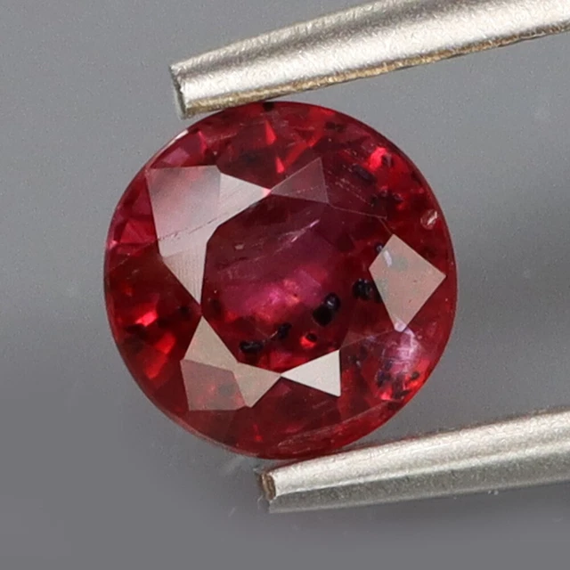 0.61Ct.UNHEATED Precious Gem Natural Ruby Winza,Tanzania Round 4.7mm.Good Luster