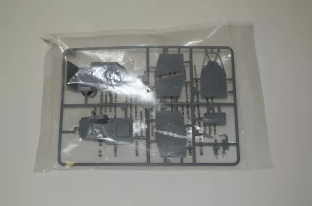 TRUMPETER Su-25UB FROGFOOT B 02277 ⭐PARTS⭐ SPRUE V-COCKPIT TUBS+MORE 1/32