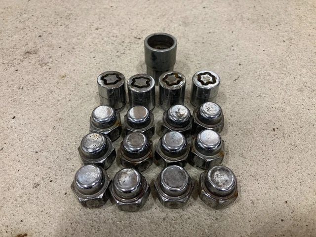 thumbnail image 2 of Black Wheel Nuts & Locks Kit (12+4) 12x1.5 – For Mazda MX-5 Mk1 (1989-1997) 2 of 5