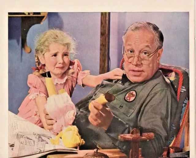 1942 Texaco Vintage Print Ad Don't I Get The Funniest Things To Fix Little Girl