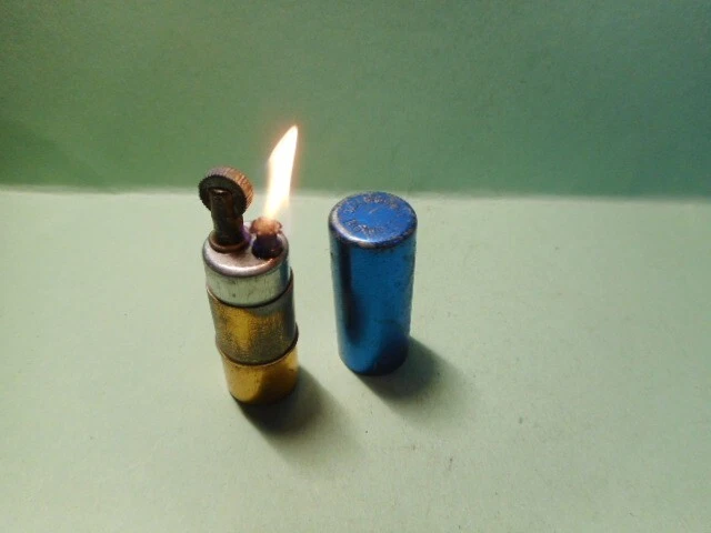 BRIQUET DUBONNET QUINQUINA LIGHTER Feuerzeug ACCENDINO AANSTEKER léttari ljusare BRIQUET DUBONNET QUINQUINA LIGHTER Feuerzeug ACCENDINO AANSTEKER léttari ljusare